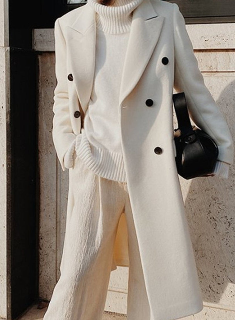 Long sleeved wool coat